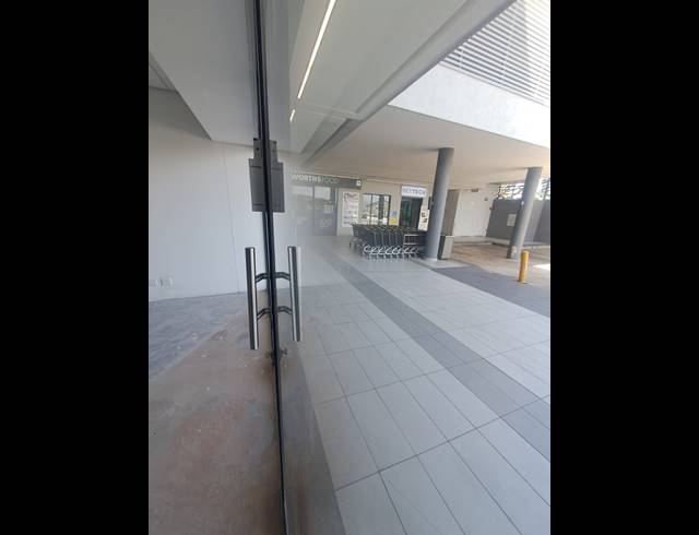 247M² BUSINESS CENTRE TO LET IN SUNNINGDALE